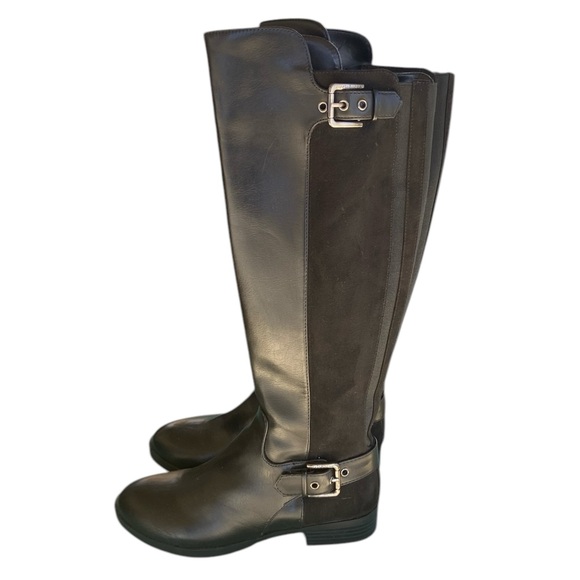 EUC Liz Claiborne Black Fall Knee High Flat zip City Boot Ladies Size 5 Medium. - Picture 7 of 11